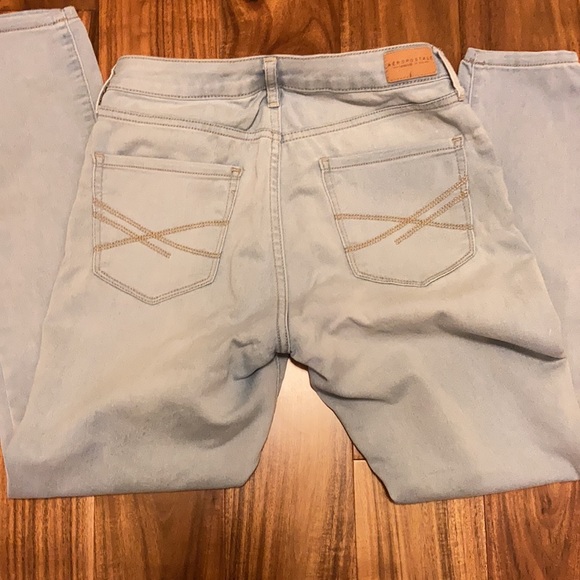 ⭐️⭐️ Aeropastle high waisted jegging - light denim color - Size 4 short. - Picture 6 of 8